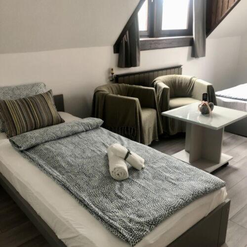 Aniiza Apartman 厄尔韦涅什 外观 照片